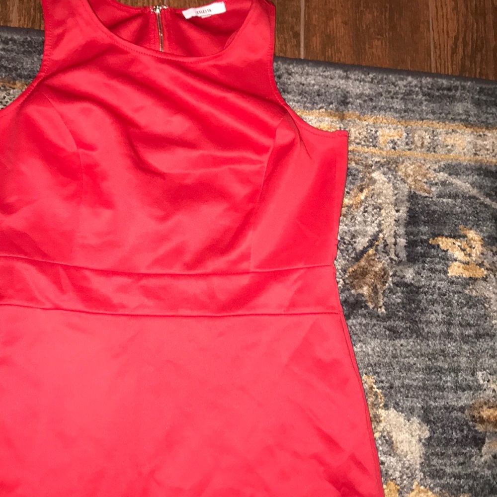 Red dress size medium